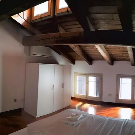 Via Pepoli Apartment