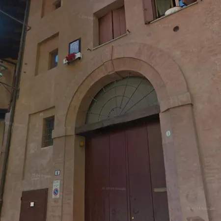 Apartment Via Pepoli Bologna